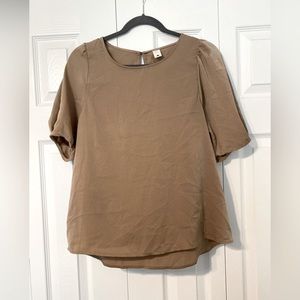 Mimi & Daphne women shirt size Small